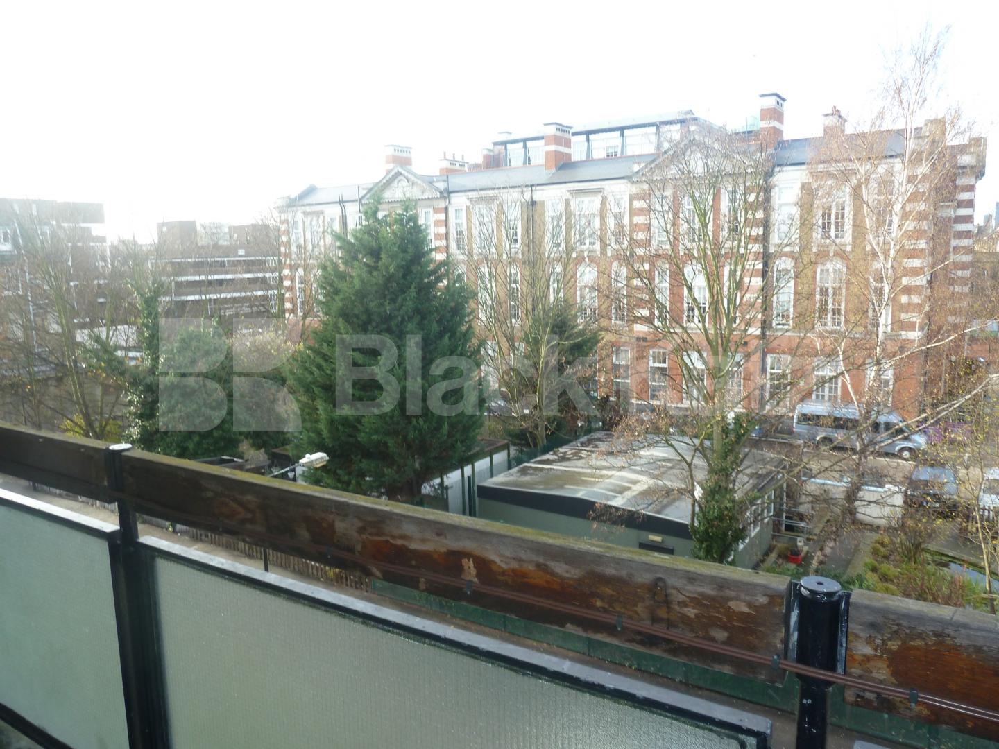 			1 Bedroom, 1 bath, 1 reception Apartment			 OLD CHURCH RD, STEPNEY 